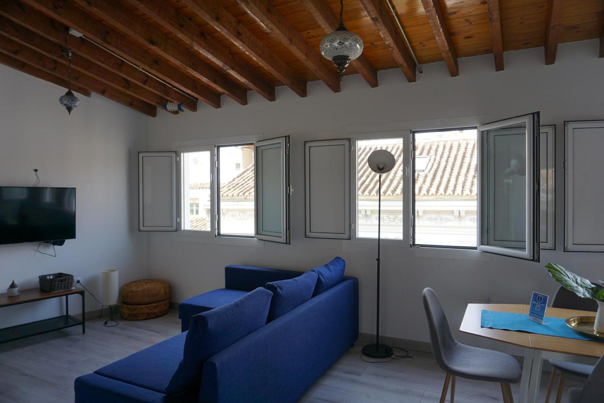 Apartamentos Mediterranea Centro Малага Экстерьер фото
